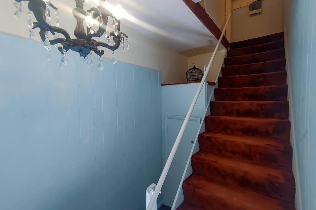 Historic W/Deck, King Bed & Air By Lake Michigan Manistee Exterior photo
